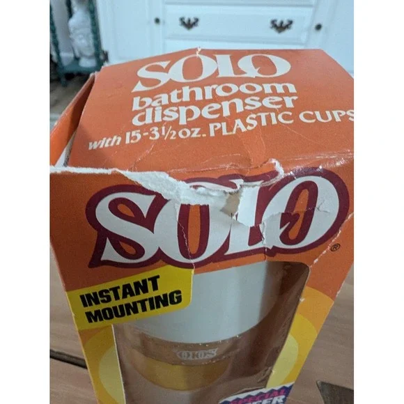 Vintage Solo Cup Dispenser For Bathroom Wall Mounted Retro Yellow New Old Stock - Picture 3 of 9